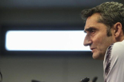 Ernesto Valverde, en la rueda de prensa.-VALENTÍ ENRICH