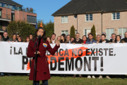Inés Arrimadas, durante su discurso ante la casa de Carles Puigdemont en Waterloo (Bélgica).-ACN