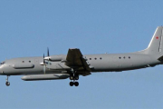 Un avión militar ruso desaparece tras un ataque de cazas israelíes en Siria.-EL PERIÓDICO