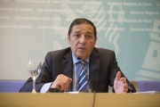 Rueda de prensa del Consejero de Sanidad, Antonio María Sáez Aguado, para tratar de asuntos relacionados con el Ébola-Ical