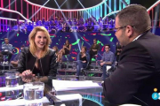 Montse, cuarta expulsada de 'Gran Hermano 17', en el plató con el presentador del 'reality', Jorge Javier Vázquez.-