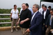 El secretario de Estado de EE UU, Mike Pompeo y el presidente de Colombia, Ivan Duque en la frontera entre Colombia y Venezuela.-EFE