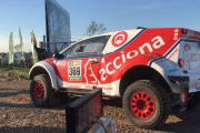El vehículo de Acciona, en el Dakar.-