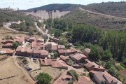 Ciudadanos reprocha a ambas administraciones que hayan dejado todo a medias, poniendo como ejemplo la obra de la presa, cuyo coste no deja de crecer.-I. L.M.
