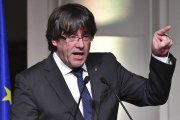 El expresident Puigdemont configura su lista electoral con personalidades del catalanismo político como Jordi Sánchez, Joan Rigol o Marina Geli.-GEERT VANDEN WIJNGAERT (AP)