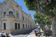 Edificio del Arzobispado de Burgos.-ISRAEL L. MURILLO