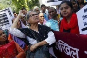 Manifestantes de la organización All India Democratic Women en una protesta ante la Embajada de Arabia Saudí en Nueva Delhi, el pasado 10 de setiembre.-REUTERS / ANINDITO MUKHERJEE