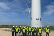 Grupo de alumnos en su visita a los parques eólicos. ECB