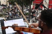 Cincuenta años después diez jóvenes de la sección de cuerda de la orquesta Sinfónica del Nuevo Mundo interpretaron una decena de temas como Hey Jude y Let it be.-GETTY IMAGES