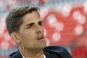 El seleccionador español, Robert Moreno, este lunes en Gijón en la presentación del España-Islas Feroe.-EFE