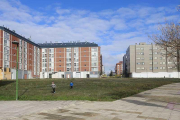 Vista de la parcela en  la que se ubicará el nuevo centro cívico, el octavo con el que contará la ciudad.-RAÚL G. OCHOA