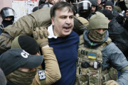 Momento del arresto de Saakashvili.-VALENTYN OGIRENKO / REUTERS