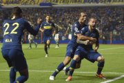 La victoria fue muy festejada tanto por los jugadores como por los simpatizantes.-AP