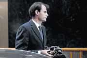 El magistrado Pablo Ruz, a su llegada a la Audiencia Nacional el pasado 5 de diciembre.-Foto: JOSÉ LUIS ROCA