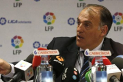 Javier Tebas en la sede de la LFP en Madrid.-Foto: EFE / JAVIER LIZÓN