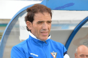 Toño Casado durante la visita del Mirandés B a El Montecillo-ALBERTO CALVO