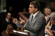 Albert Rivera, durante su intervención desde la tribuna de oradores del Congreso el pasado día 2 de septiembre.-JOSÉ LUIS ROCA