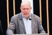 Francisco Igea, en su comparecencia de este miércoles tras la primera reunión con el PP en las Cortes. --J. M. LOSTAU