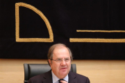 El presidente de la Junta, Juan Vicente Herrera, comparece en la Comisión de investigación sobre el Hospital de Burgos.-ICAL