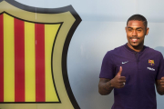 Malcom, en las oficinas del Barça.-JORDI COTRINA