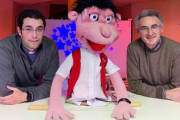 El sacerdote Álvaro Tajadura, el títere Martín y el párroco Emilio Ibeas. ICAL