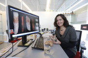 María Martinón posa en uno de los laboratorios del Centro Nacional de Investigación sobre Evolución Humana.-I.L.M.