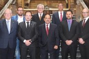 El Consejo Rector después de su reunión para hacer balance del anterior ejercicio.-ISRAEL L. MURILLO