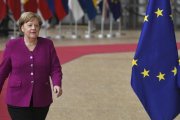 La cancillera alemana, Angela Merkel, a su llegada a la cumbre de Bruselas, este martes.-RICCARDO PAREGGIANI (AP)