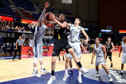 Shermadini gana la partida a Salash y Rabaseda. ACB PHOTO / E. COBOS