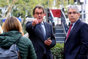 Artur Mas y Francesc Homs hoy en la la Audiencia.-JUAN MANUEL PRATS