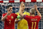 Ortiz, Sedano y Miguelín celebran el pase a la final.-EFE / SRDJAN SUKI