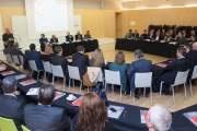 Un nutrido grupo de empresarios y emprendedores de la región escucharon a José Luis Bonet en el MEH.-SANTI OTERO