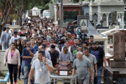 Funerales de las víctimas del tiroteo en una escuela publica de Brasil.-EFE