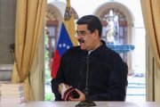 Maduro negó hoy haber financiado la caravana de migrantes hondurenos que en los últimos días emprendieron un viaje hacia EE UU.-EFE