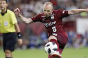 Andrés Iniesta, durante el partido entre el Vissel Kobe y el Shonan Bellmare-TAKUMI SATO (AFP)