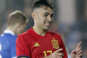 Munir celebra uno de sus dos goles ante Estonia.-EFE / LAVANDEIRA JR