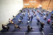 El polideportivo de la Universidad de Burgos acogió una vacunación masiva. SANTi OTERO