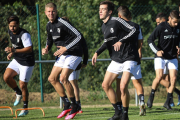 Córdoba, a la derecha, durante un entrenamiento. ALBA DELGADO / BURGOS CF