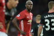 Pogba no acaba de encontrar su sitio en el United.-AFP