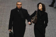 El exsocio de Iñaki Urdangarín, Diego Torres, y su mujer, Ana Maria Tejeiro, llegando a la Audiencia de Palma.-Foto: ENRIQUE CALVO / REUTERS