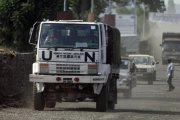Un camión de soldados cascos azules en las calles de Goma, en le República Democrática del Congo.-XAVIER JUBIERRE