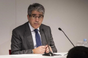 Francesc Homs, en una conferencia en Barcelona.-CARLOS MONTAÑÉS