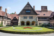 Imagen del palacio de Cecilienhof, en Postdam, una de las últimas construcciones de la dinastía Hohenzollern.-AFP / ODD ANDERSEN