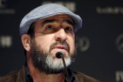 Eric Cantona, este lunes, en Shanghái, en la presentación de los Premios Laureus.-Foto: REUTERS / ALY SONG