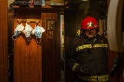 Imagen de un integrante del parque de Bomberos de Aranda. PACO SANTAMARÍA
