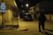 Operación de la Policía Nacional para detener a un ciudadano marroquí en Murcia acusado de enaltecimiento yihadista.-/ PERIODICO