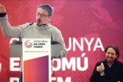Xavier Domènech, en un mitin en Sant Adrià del Besós, con Pablo Iglesias.-RICARD CUGAT