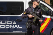 Un policía, en una imagen de archivo.-MIGUEL LORENZO