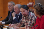 El secretario general de Podemos, Pablo Iglesias, en la comisión sobre financiación en el Senado.-JOSE LUIS ROCA