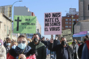 La manifestación recorrió toda la calle Vitoria desde la Antigua de Gamonal. RAÚL OCHOA